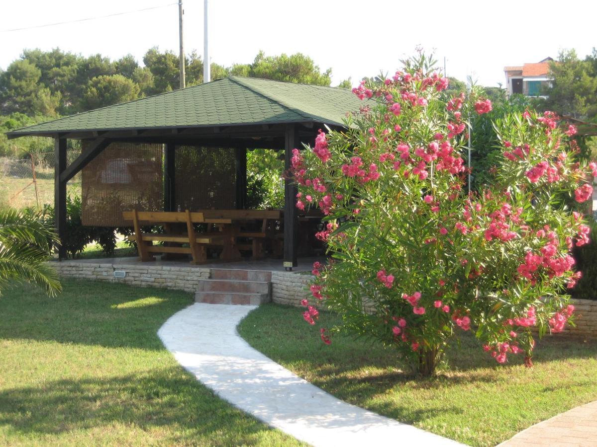 סבטי פיליפ אי ג'קוב Villa „Drei Palmen“ מראה חיצוני תמונה