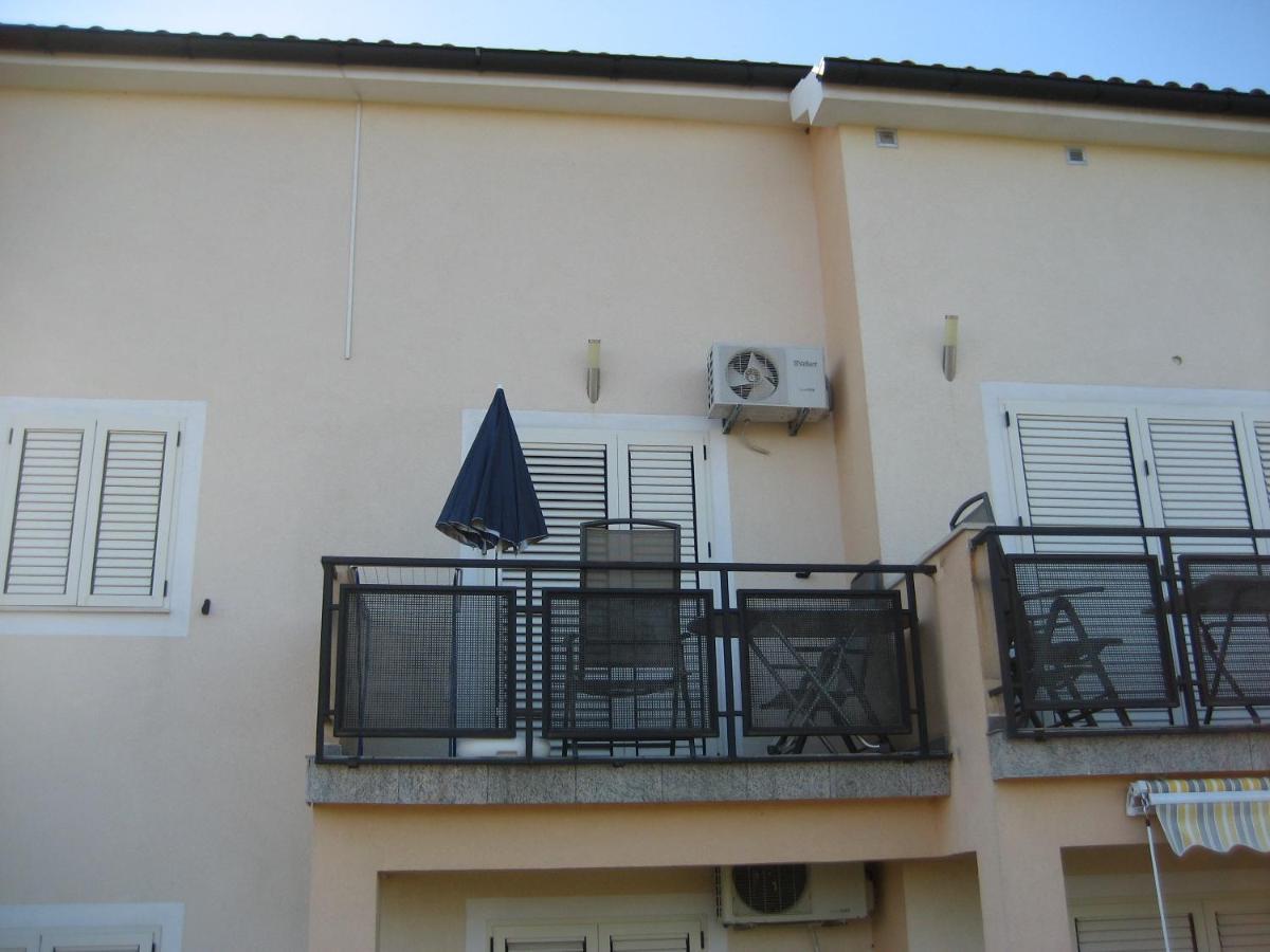 סבטי פיליפ אי ג'קוב Villa „Drei Palmen“ מראה חיצוני תמונה